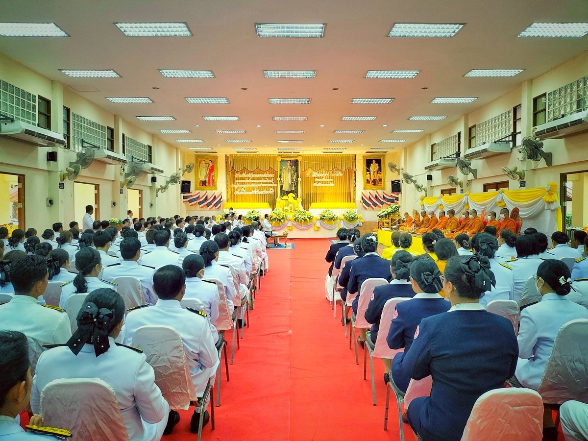 23regiment's tweet photo. ร่วมน้อมรำลึกในพระมหากรุณาธิคุณ 5 ธันวาคม 2566 วันพ่อแห่งชาติ

กรมทหารราบที่ 23 โดย ชป.กร.ร.23 ร่วมพิธีวางพานพุ่มดอกไม้ถวายราชสักการะ เพื่อน้อมรำลึกในพระมหากรุณาธิคุณ พระบาทสมเด็จพระบรมชนกาธิเบศ มหาภูมิพลอดุลยเดชมหาราช บรมนาถบพิตร เนื่องในวันคล้ายวันพระบรมราชสมภพ 5 ธันวาคม 2566 https://t.co/KVYbyVEjQl
