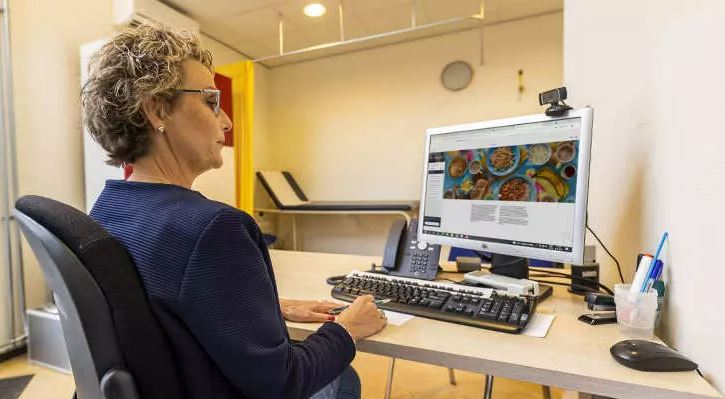 En weer heeft het <a href="/voedingscentrum/">Voedingscentrum</a> wat nieuws! Als aanvulling op de basismodule binnen de e-learning over voeding in de huisartsenpraktijk lanceren we 3 aanvullende modules. Deze gaan over: #cardiometabole aandoeningen, #overgewicht en #gedragsverandering. bit.ly/3FuC82x