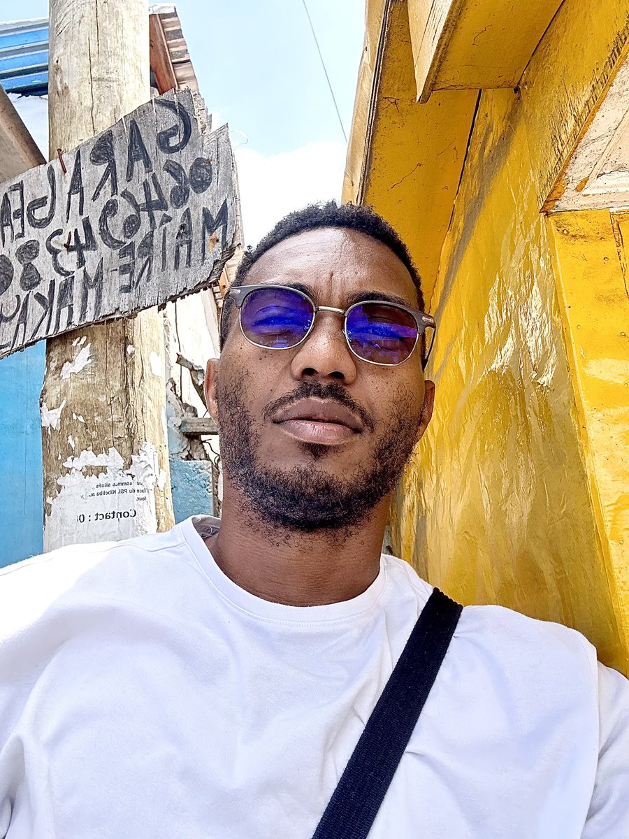 mrflex_blo's tweet photo. Après la pluie 😊🤳🏽 https://t.co/HPkUk9c7vF