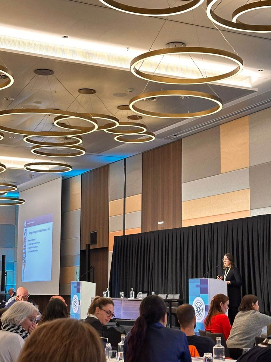 _milecontre's tweet photo. Thanks @ALSMNDAlliance for inviting me to present some of the findings from our study funded by @MNDScotland on mental capacity and cognitive impairment in MND @EuansCentre @UoE_Psychology https://t.co/NRn1G78uXT