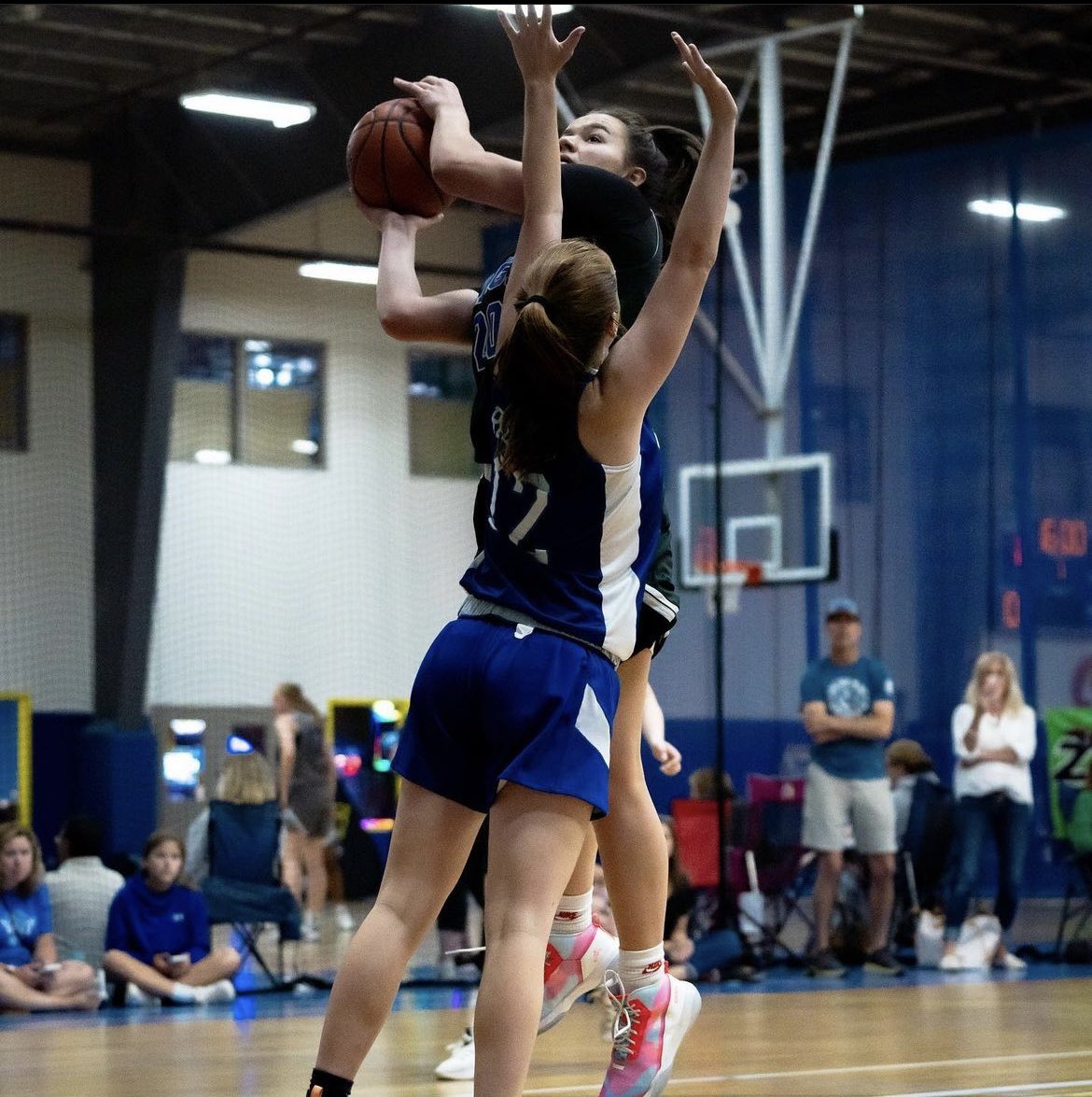 MagicGirlsAAU's tweet photo. Proud to share that Lady Magic Alumni and current Freshman at Curry College, Sophie Hilbrunner went 20 and 11 in their last game against Nichols College!
Amazing job Sophie! We're excited to see you continue to rise at the college level! π#middlesexmagic #currycollege https://t.co/bngD2nWicF