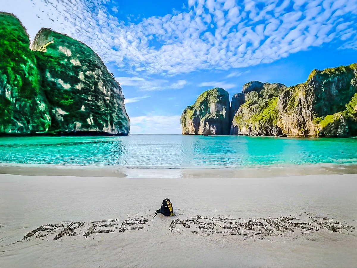 @Stella_Assange @wikileaks @Scottludlam #FreeAssangeNOW 

Location: #TheBeach #Thailand 

I #TravelForAssange to raise awareness about the #AssangeCase