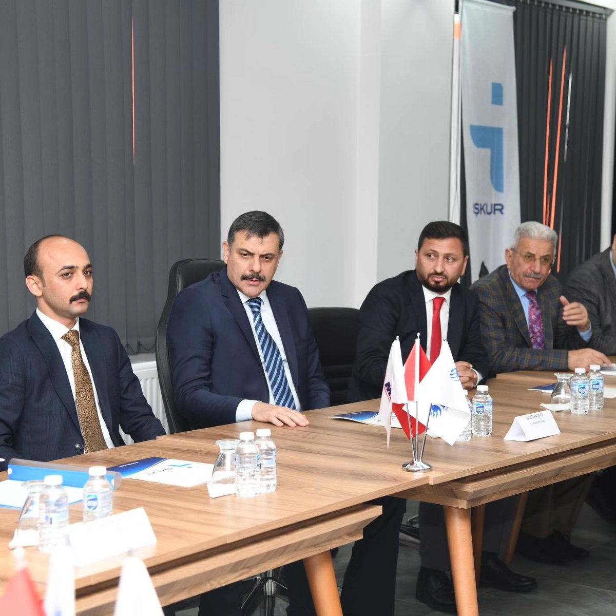 etusem2016's tweet photo. Müdürlüğümüz tarafından 09-20 Ekim 2023 tarihlerinde "Torba ve Çuval Dikme Makinası İşçisi Eğitimi" verilmiştir. Eğitim 21 Kasım 2023 tarihinde Oltu Mithatoğlu Sentetik Çuval ve Güzel Big Bag fabrikasında düzenlendi. https://t.co/sB1pUOUwIZ