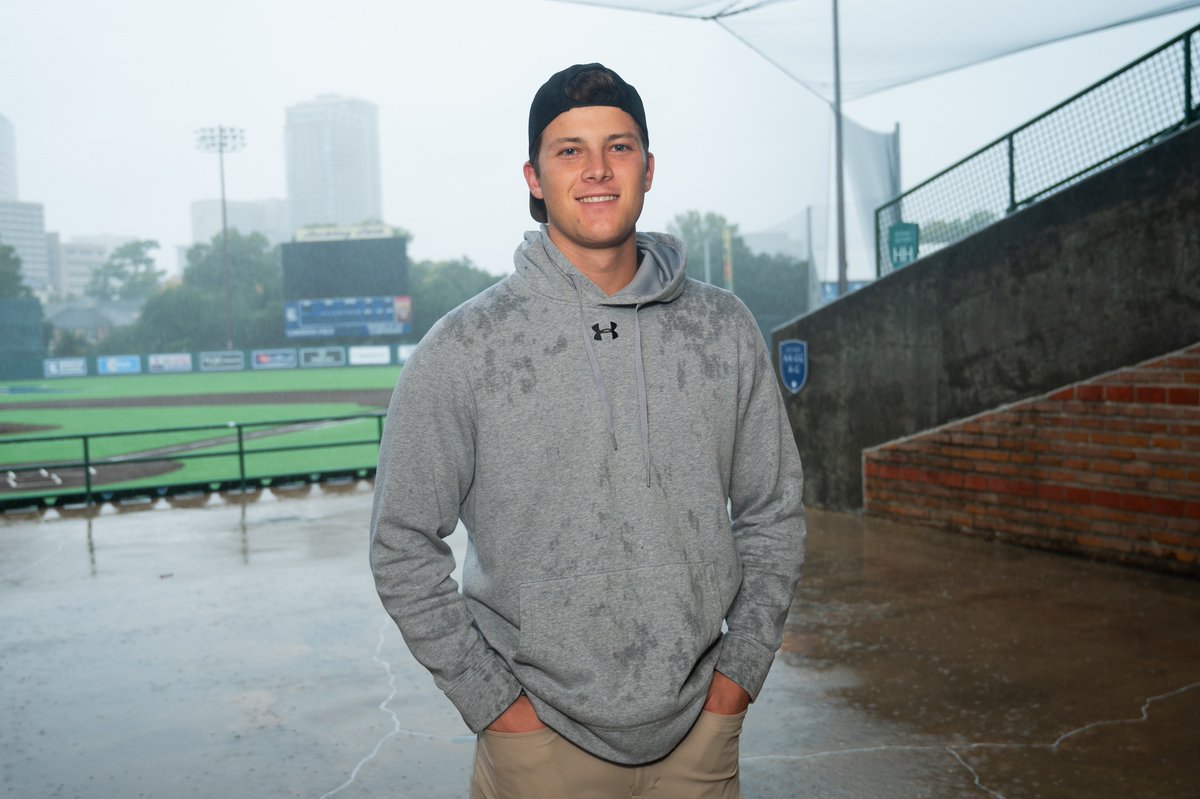 RiceUniversity's tweet photo. Senior spotlight moment! Today, we honor senior and student-athlete Pierce Gallo, who loves how Rice feels like a small town inside a big city and how the Rice Community looks out for each other. Check out Pierce and others graduating today at 10am. 

https://t.co/Y1NFyHZ7a4 https://t.co/uH0rdjE63u