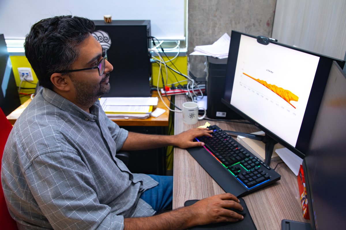 iitgn's tweet image. #IITGNResearchCapsule: In Earth’s dynamic #geological processes, #subduction zones play a crucial role in shaping the planet’s #landscape and #oil and #gas formation. As huge #tectonic plates collide in these zones, causing an increase in #temperature and #pressure