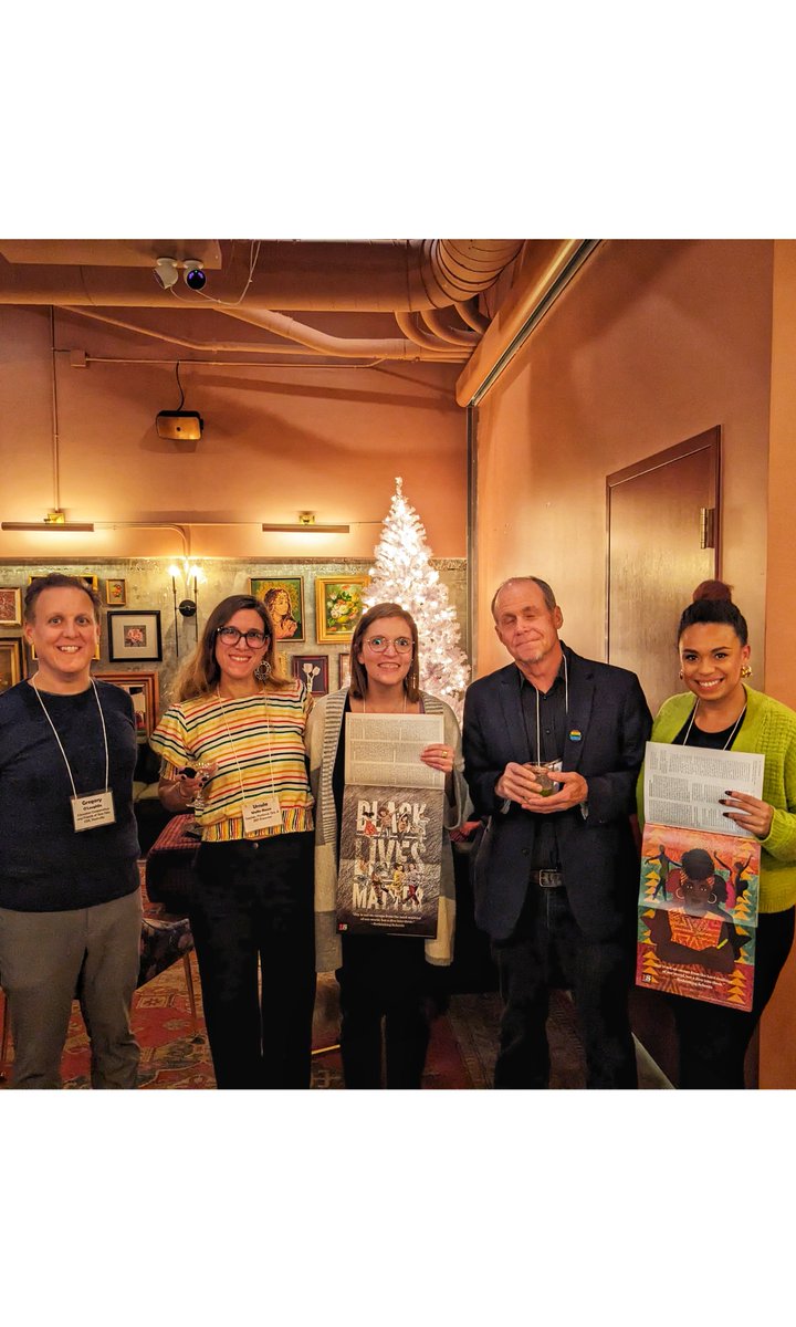 Inspiring night of community building &amp; connecting with  brilliant minds &amp;hearts @learothawms <a href="/_cierrajade_/">Dr. Cierra Kaler-Jones, she/her</a> <a href="/RethinkSchools/">Rethinking Schools</a> @LadyOfSardines <a href="/JessedHagopian/">Jesse Hagopian</a> &amp; @AftynBehn &amp; <a href="/dmenkart/">Deborah Menkart</a> more. Grateful to the <a href="/ZinnEdProject/">Zinn Ed Project</a>, authors, historians, &amp; organizers. A welcome shot in the arm!