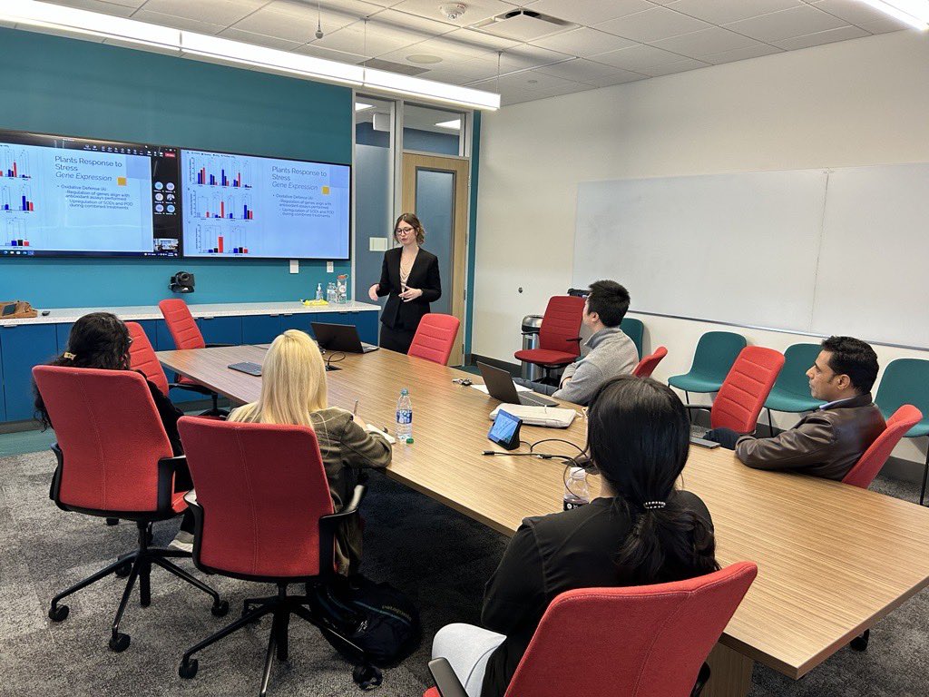 Exciting day for @microbiome_lab. My student @CoffmanLauryn successfully defended her graduate thesis on flooding stress microbiome diversity. Many congratulations Lauryn. Appreciate all committee members who participated in reviewing process.