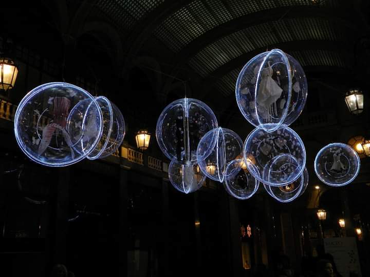 Fashion #Christmas #Galleria San Federico #Torino Dec14 #torinobynight #turin #turinbynight #nightphotography #ChristmasIsComing #citypics #cityphotography #urbandetails #urbanpics #urbanphotography #viaggi #travel #traveling #travelphotography #gallery #galleriasanfederico