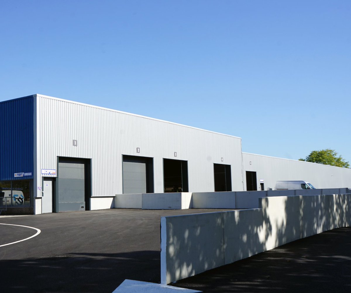 PubosFr's tweet image. Neuville en Ferrain - Nouvel atelier 

même passion #innorthweprint 

personnalisation sur #textile de qualité comme stanleystella.com