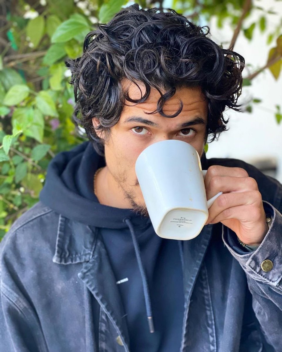 MeltonUpdates's tweet photo. Welcome to Charles Melton Updates ! Keeping you caught up on actor  Charles Melton !

— Watch May December on Netflix now ! https://t.co/WeSba3g6hx