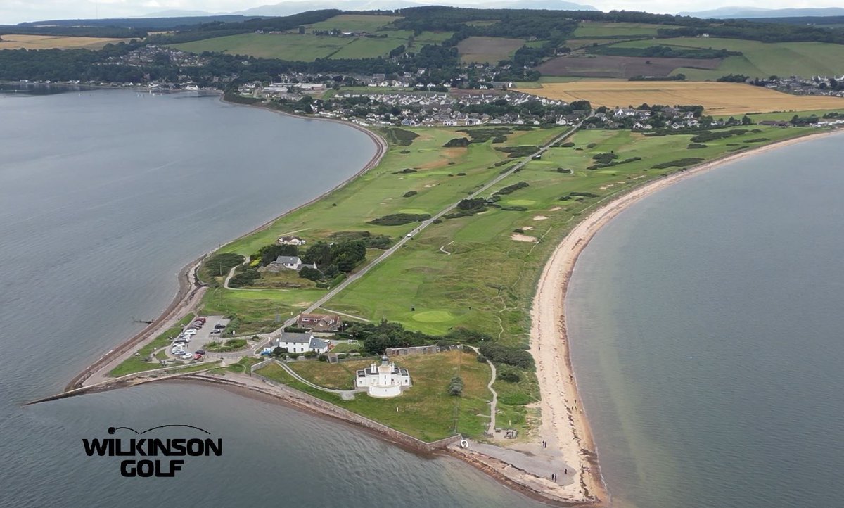 Day 5 of our #golfadventcalendar takes us back to the Highlands of #Scotland. Fortrose & Rosemarkie is as good as this aerial image makes it look. As their web site  says “links golf since 1793” making it the 15th oldest recorded club in the world. As good as the course itself is