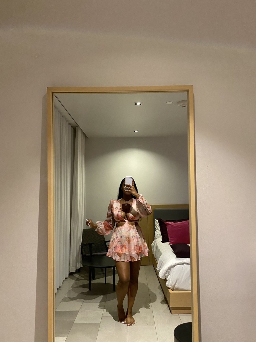 🧚🏾‍♀️