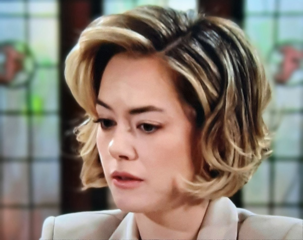 Anne45787566's tweet photo. I love this classic hairstyle of our #QueenHope! #Thope, #ThopeNation, #BandB_CBS https://t.co/e3ctuazUBk