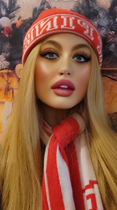 About to jump on cam  #holidayseason @camsdotcom https://t.co/DWImuyG6FA<a href="/tag/holidayseason"class="tags">#holidayseason</a><a class="tags" href="/tag/camsdotcom">@camsdotcom</a>