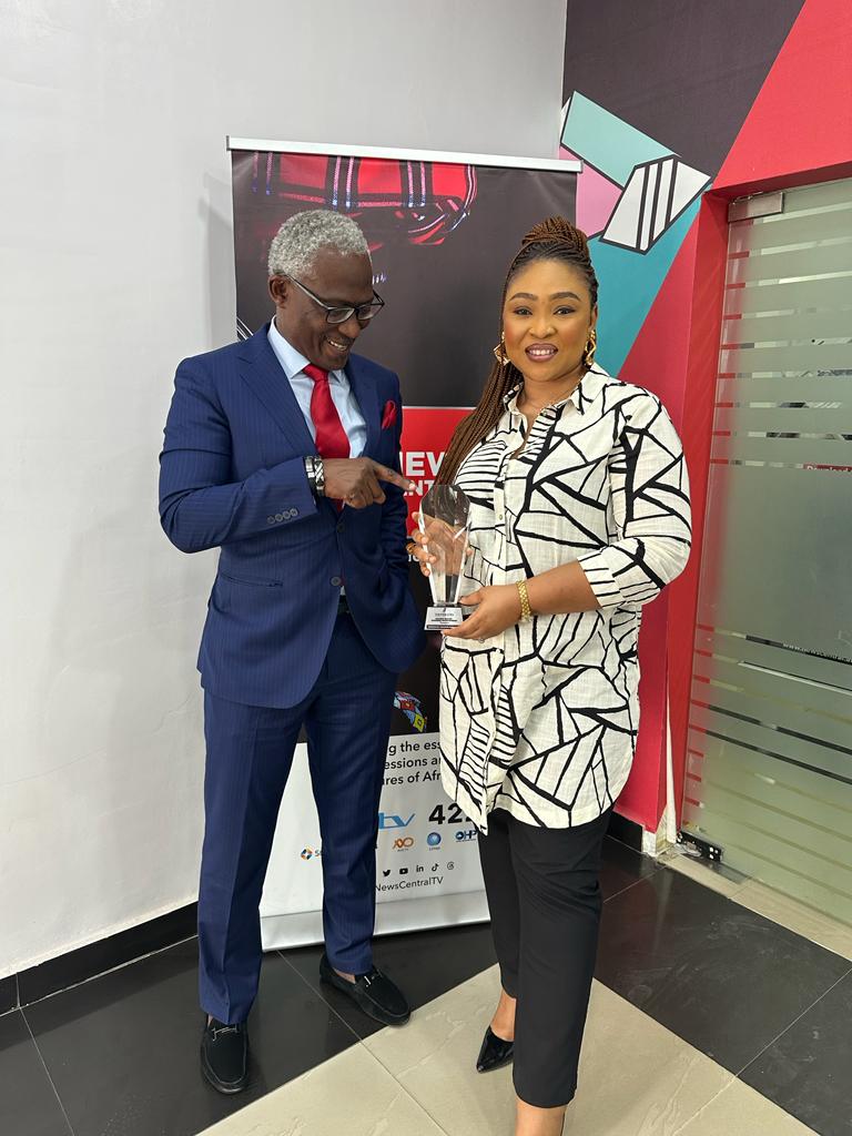 NewsCentralTV's tweet photo. We are thrilled to announce that News Central’s Head of Commercial @RosemaryUlani bags a second award this year for the most outstanding Business Development professional at this years Industry Awards🎉🙌.
 
#NewsCentralTV #AfricaFirst #NCManagingDirector #Unveiling https://t.co/siYblLnlP4