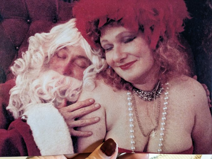 Got this in the mail from @carol_leigh's estate.  What a fucking icon. Ho ho ho. https://t.co/YFM3Vl<a class="tags" target="_blank" title="On Twitter" href="/?out=eyJ0eXAiOiJKV1QiLCJhbGciOiJIUzUxMiJ9.eyJpYXQiOjE3MjI0MDA2NTQsImlzcyI6InR3cG9ybnN0YXJzLmNvbSIsIm5iZiI6MTcyMjQwMDY1NCwiZXhwIjoxNzUzOTM2NjU0LCJyZWRpcmVjdF91cmwiOiJodHRwczovL3R3aXR0ZXIuY29tL2Nhcm9sX2xlaWdoIn0.DXrHrW7SFvF8S6OCx2qaF1IpjX5DHUsUFQlEOyy94Jw3cjRNpeurNM34SPaksqXK5-7e7EspoVspIr1PfiCJgw">@carol_leigh</a><a href="/tag/mvsales"class="tags"><span>#mvsales</span></a>