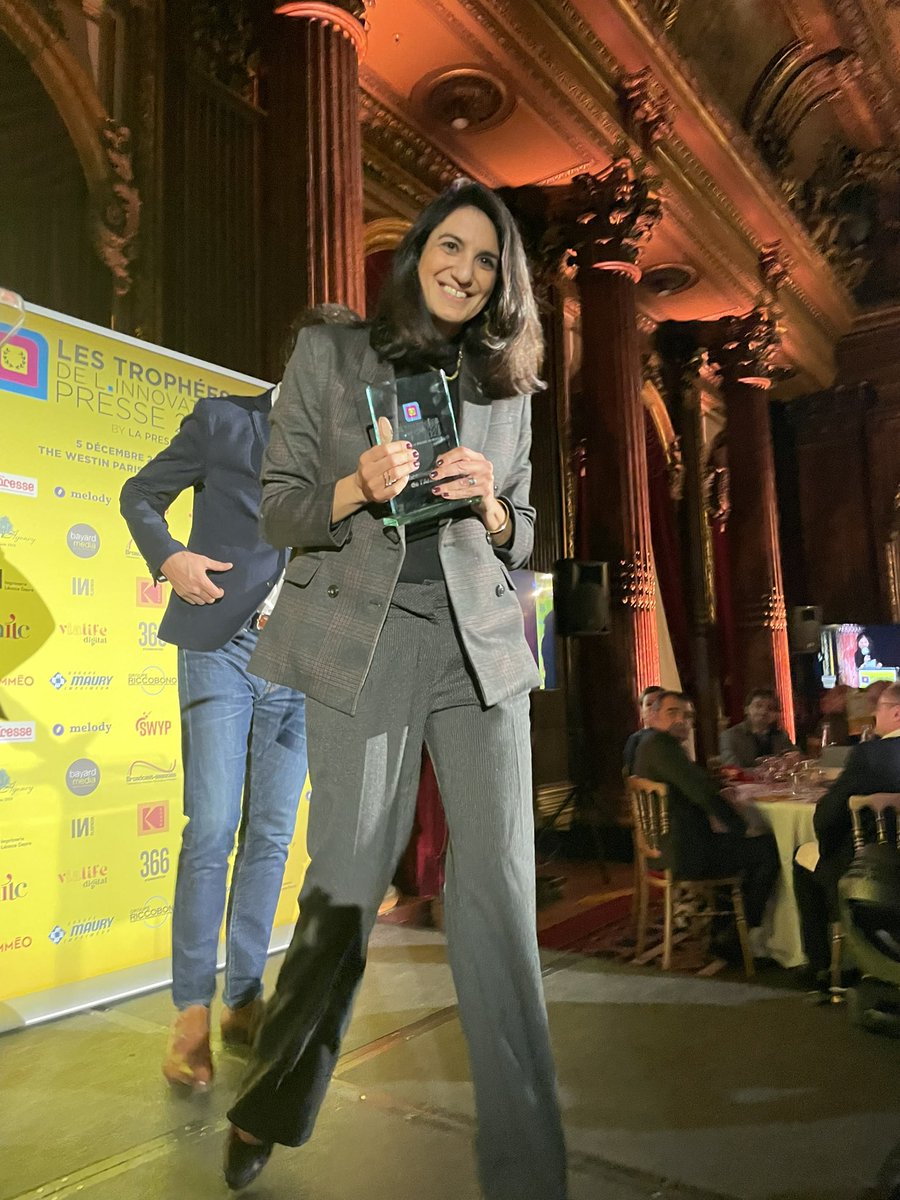 Bravo à @tatiana2fr pour ce parcours sans faute de la presse médicale à la presse généraliste avec ce pari fou de lancer un journal, qui plus est un dimanche <a href="/LaTribune/">La Tribune</a>