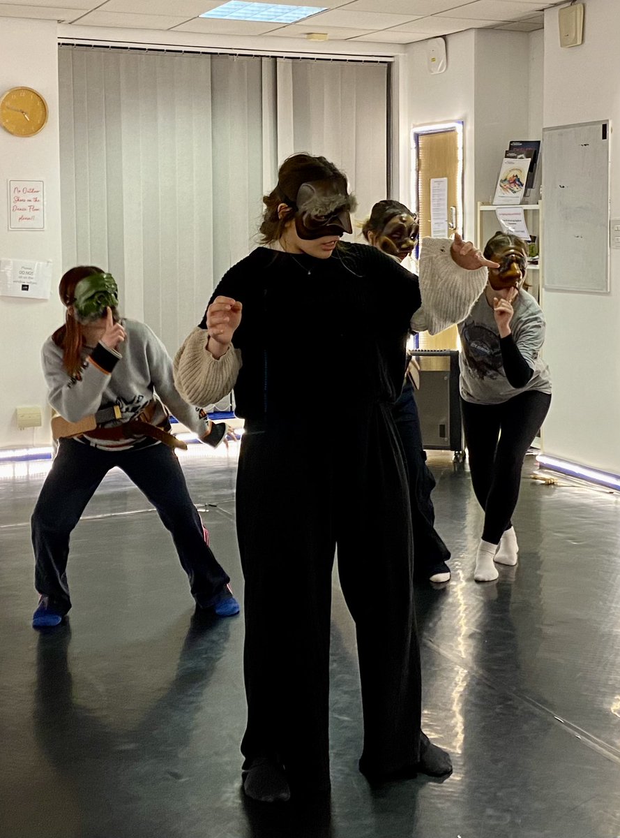 learningmasks's tweet image. #commedia more fun and antics