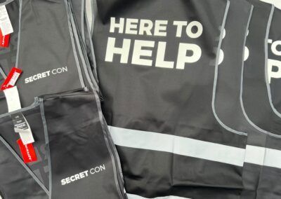 Need Hi-Vis for your volunteers? We can help buff.ly/48bXFJJ  #InternationalVolunteersDay.