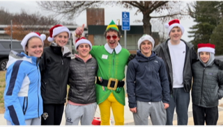 Looking to do something fun and make a difference this weekend?  Feeding 500 Wilton's Holiday Hustle is back!  You can register for this Sunday's 5K race at runsignup.com/Race/CT/Wilton…