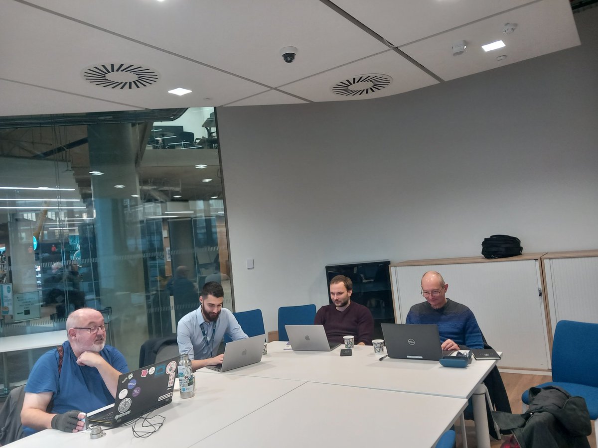 End of a second day of our Docker workshop! Everyone is up and running and have been signposted to next steps like Singularity. Thanks to everyone's input and feedback.
@GeoDSGlasgow
<a href="/UofG_CDSAI/">University of Glasgow Centre for Data Science & AI</a> <a href="/AnahidBasiri/">Ana Basiri</a> <a href="/datadiverdom/">Dominick Sutton</a> <a href="/gerritspj/">Piet Gerrits</a> <a href="/Guy_S_Solomon/">Guy Solomon</a>