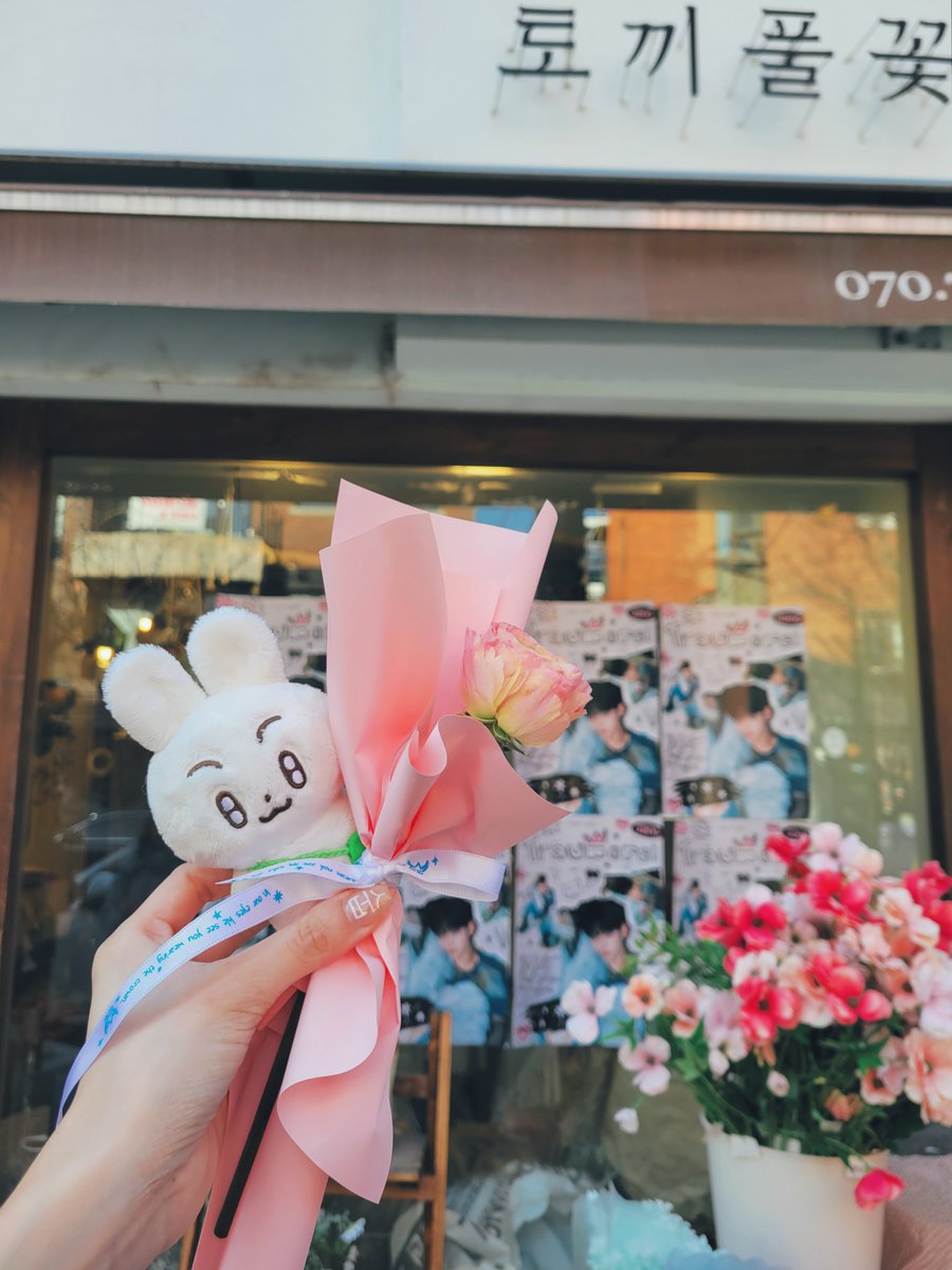 Ra_l2O5's tweet photo. 🫧💭 𝕋𝕣𝕒𝕦𝕞𝕖𝕣𝕖𝕚 
(@micx_125)
#겨울에_찾아온_봄_수빈이
#2154_우리수빈 https://t.co/AmCKWmp7mx