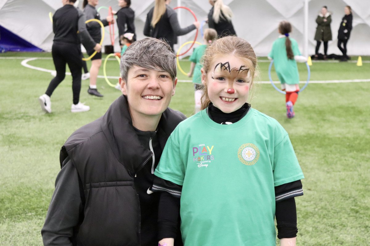 🙌 Female Leadership Programme graduate, Lauren from @Donegal_Celtic was involved in the launch of their girls youth pathway with the support of @UEFA Disney Playmakers programme ⚽️ Lauren is progressing to her C Diploma in January, great to see a graduate's success 👏🏻