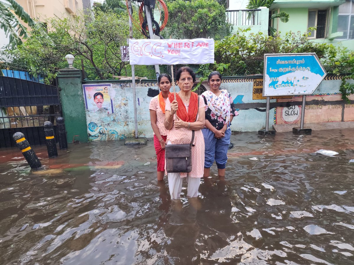 Vidya Bala (@bala_vidya) on Twitter photo <a href="/chennaicorp/">Greater Chennai Corporation</a> a 70 plus year old is protesting on behalf of radhakrishnan nagar and malaviya avenue, Thiruvanmiyur. Water has not reduced and there's sewerage. Nearby LB road is bone dry. None of your helplines would connect. 1/2 <a href="/chennaicorp/">Greater Chennai Corporation</a> a 70 plus year old is protesting on behalf of radhakrishnan nagar and malaviya avenue, Thiruvanmiyur. Water has not reduced and there's sewerage. Nearby LB road is bone dry. None of your helplines would connect. 1/2