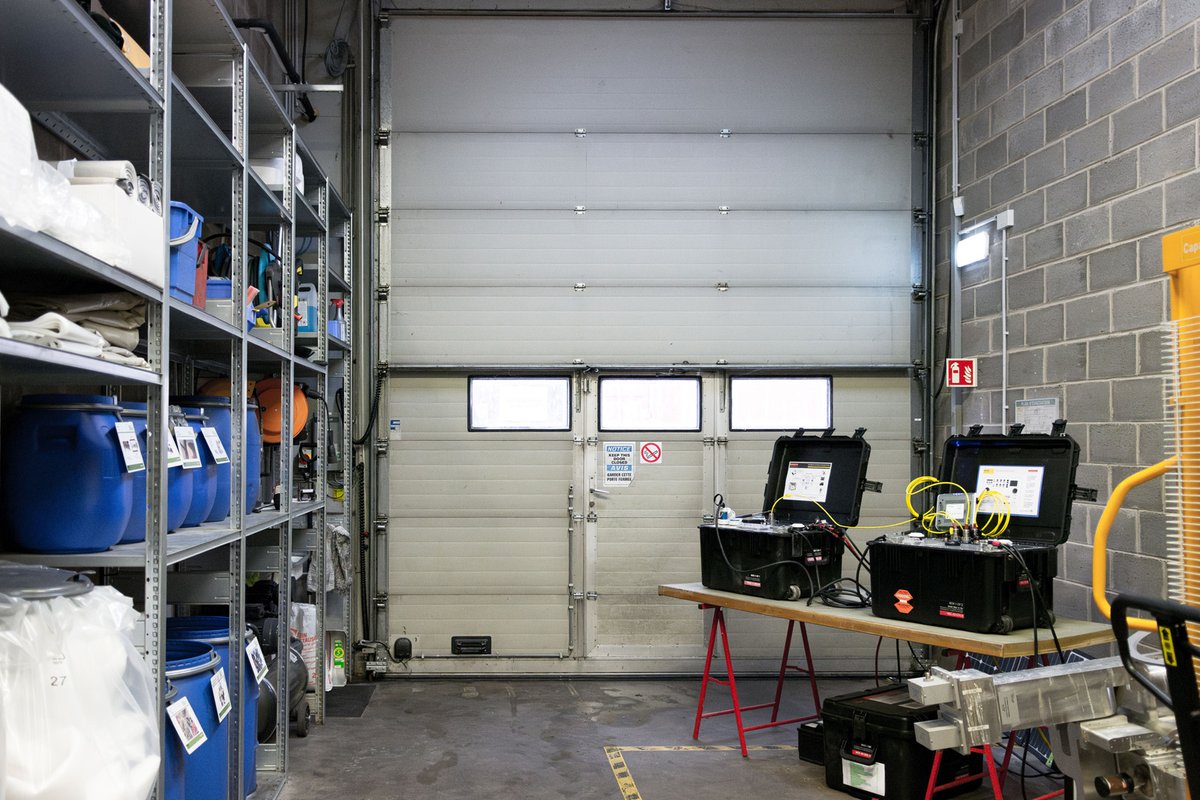 📡 S.A.R. le Grand-Duc a visité, ce mardi à Mamer, les infrastructures de l’entreprise <a href="/HITECLuxembourg/">HITEC Luxembourg</a> spécialisée dans les solutions de communications &amp; de mesure de données. Le Chef de l’État y a notamment découvert la chaine de montage de l’équipement <a href="/emergencylu/">emergencylu</a>. ©MGD