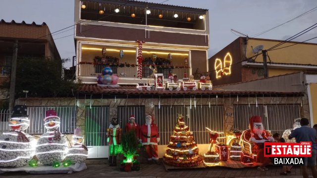 Novaiguacudepre's tweet photo. Então é natal! A casa mais bonita com tema de natal em Nova Iguaçu, fica no bairro Monte Líbano.

Foto: Jornal Destaque Baixada https://t.co/gTCZ751MFM