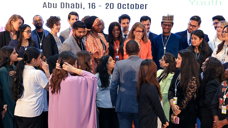 Young leaders at the 4th @UNCTAD Youth Forum in Abu Dhabi🇦🇪 set a new transformative agenda in the new Youth Declaration.📢 It calls for urgent action to green industries, bridge tech divides, and reimagine education. ✨ 🔎bit.ly/47HMXtP #ShapingTheWorldWeWant