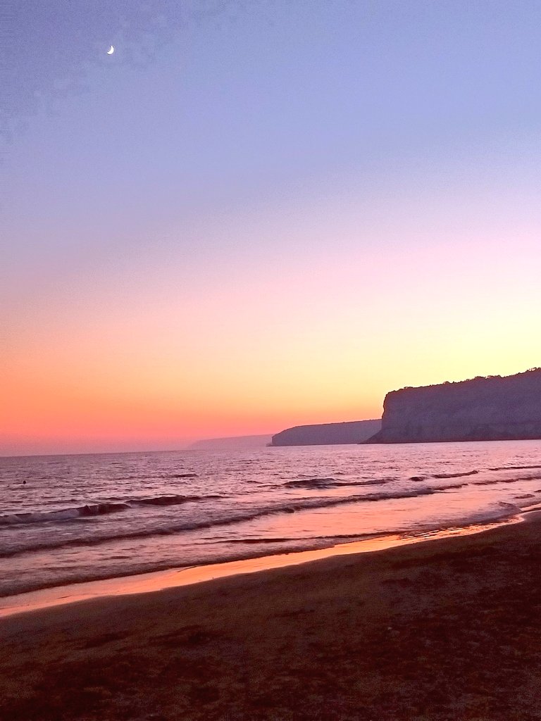 ballet24dancer's tweet photo. #kourio #Cyprus #summer_sunset https://t.co/tEos4IwiXY