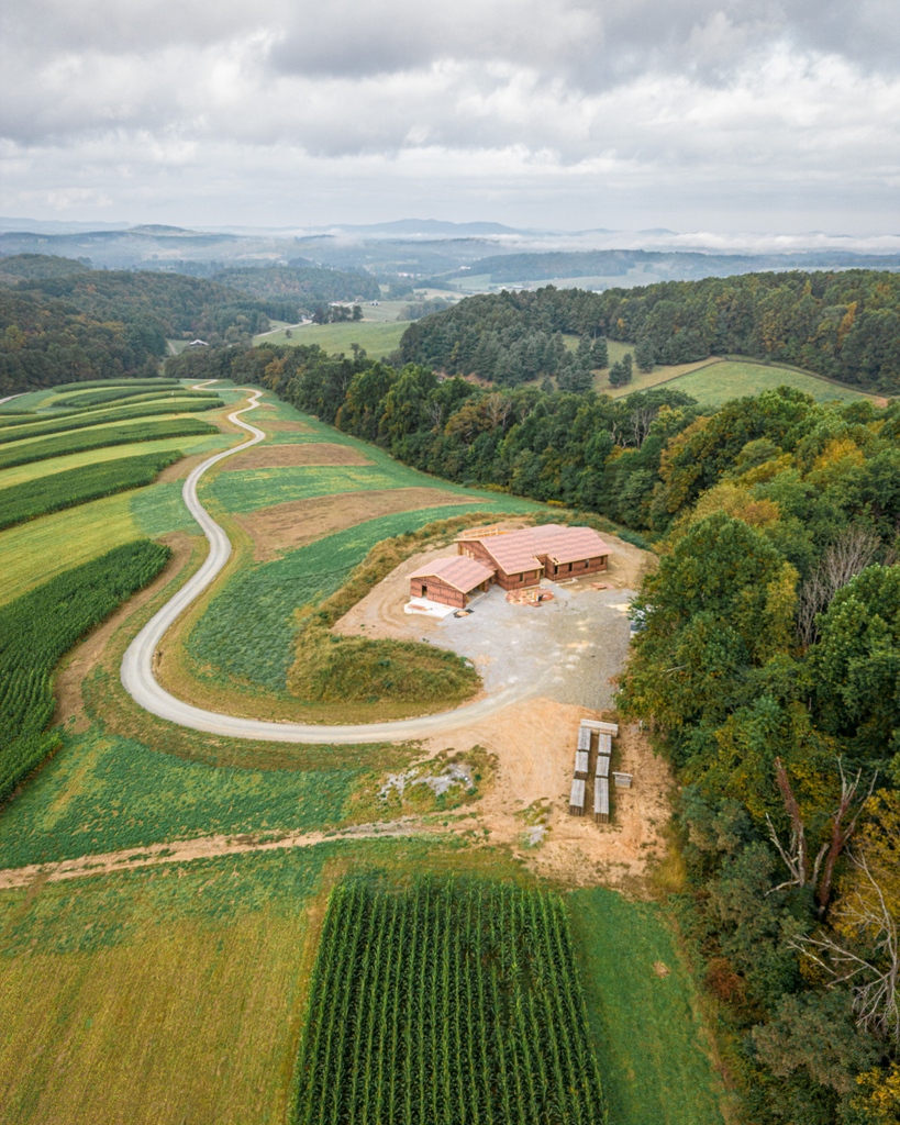 omnibuildfloyd's tweet image. Not a bad spot for a future forever home! #floydva #omnibuild #generalcontractors #customhome