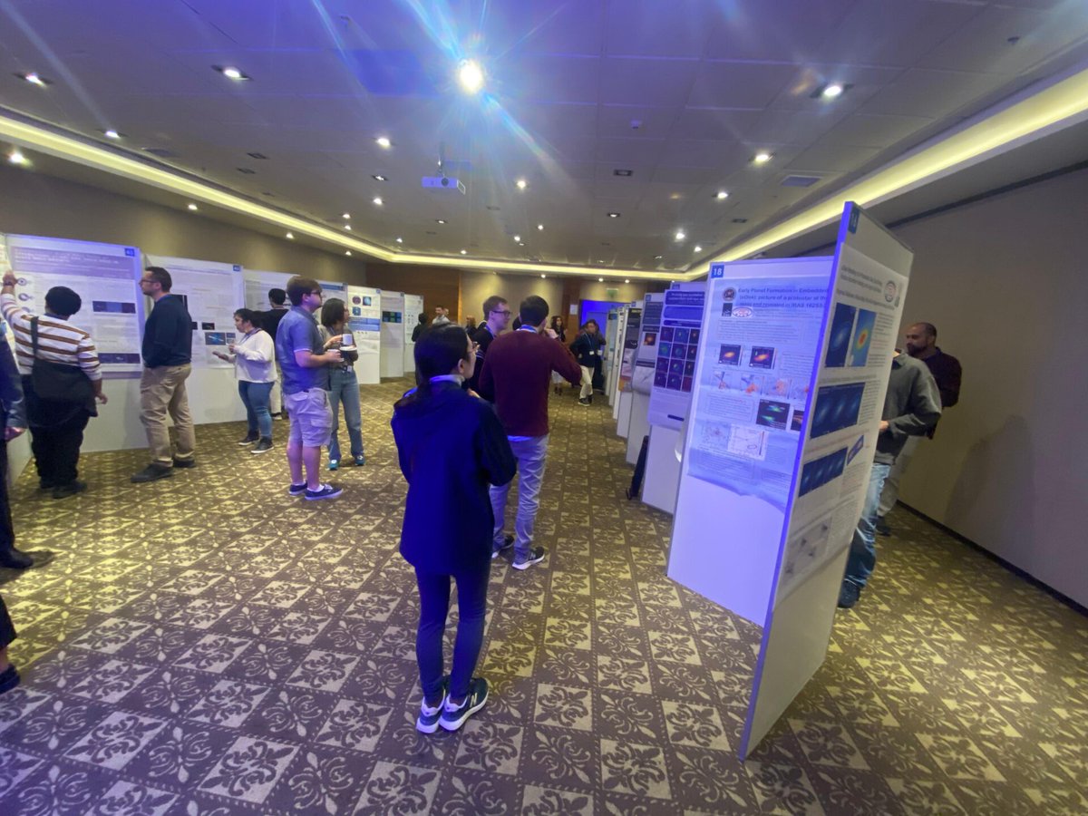 almaobs's tweet photo. 📡ALMA Conference Celebrates 10 Years of Astronomical Discoveries. 
#ALMA10 : Past, Present, Future," which is bringing together 180 astronomers and astronomers from around the world in Puerto Varas, southern Chile, between December 4 and 8, 2023 🔗https://t.co/x3Bt6e1Pwa https://t.co/VTOuNYEalH