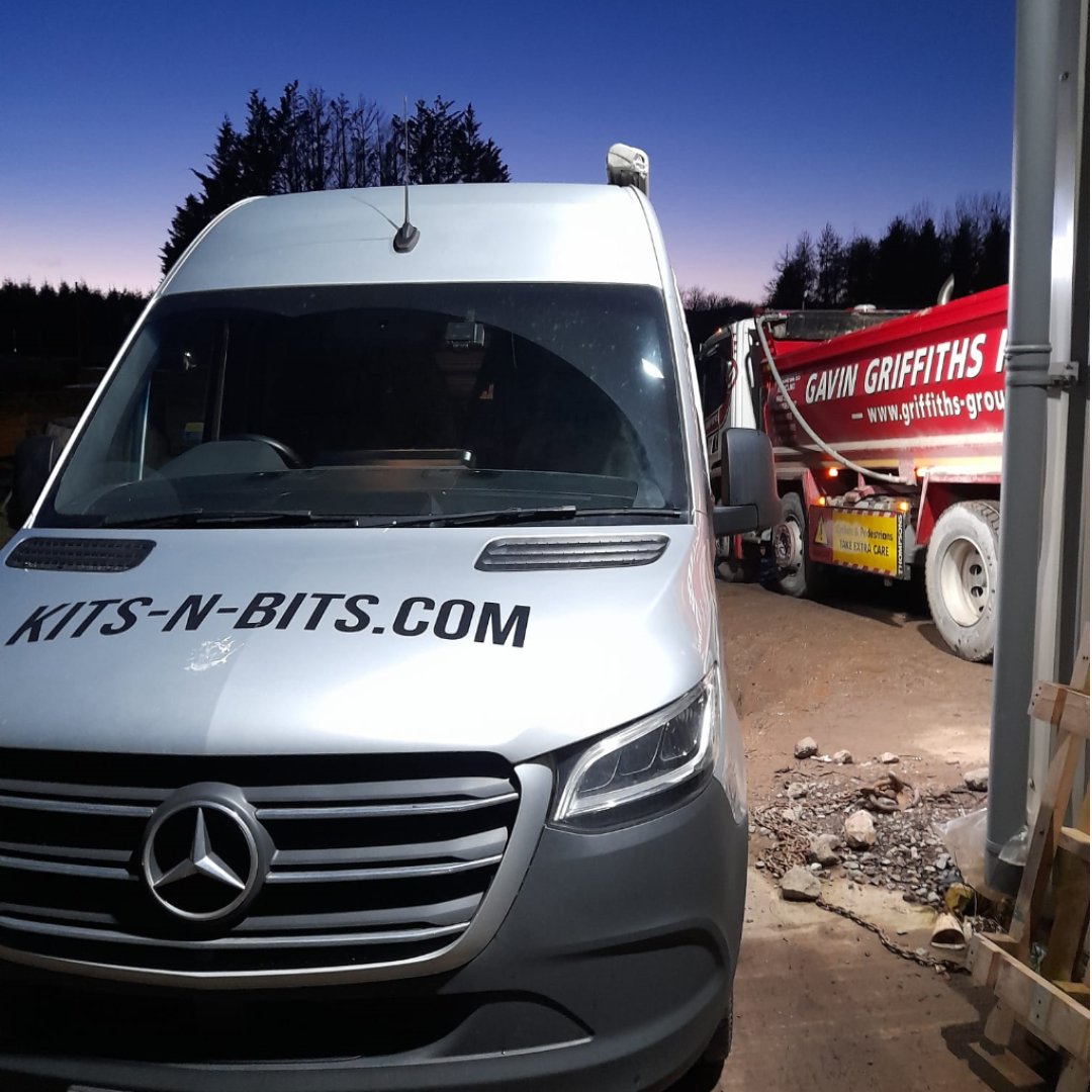 KitsnBits's tweet photo. Our engineer Mike was on-site at Gavin Griffiths recently performing essential fleet repair. Great work! 👏

#KitsNBits #AutomotiveTech #AftermarketTech #Haulage #GavinGriffiths @group_griffiths https://t.co/wbuWYVQCOq