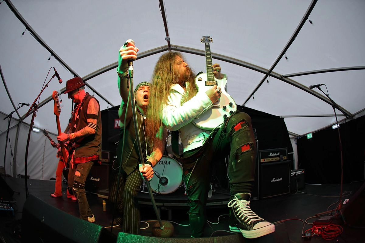 Rock People Management (@rockpeoplemgmt) on Twitter photo What a fabulous weekend ! Huge thank you to <a href="/Jon_1066/">Jon Norman</a> & all the brilliant <a href="/PlanetRockRadio/">Planet Rock</a> team for their hospitality an unforgettable 10th Anniversary
<a href="/WickedRivers/">These Wicked Rivers</a> <a href="/TheHotDamnUK/">The Hot Damn!</a> <a href="/TakeawayThieves/">Takeaway Thieves</a> smashed it ! every band we saw was top notch
🤟
Super Pics by Lindsay & Darren What a fabulous weekend ! Huge thank you to <a href="/Jon_1066/">Jon Norman</a> & all the brilliant <a href="/PlanetRockRadio/">Planet Rock</a> team for their hospitality an unforgettable 10th Anniversary
<a href="/WickedRivers/">These Wicked Rivers</a> <a href="/TheHotDamnUK/">The Hot Damn!</a> <a href="/TakeawayThieves/">Takeaway Thieves</a> smashed it ! every band we saw was top notch
🤟
Super Pics by Lindsay & Darren