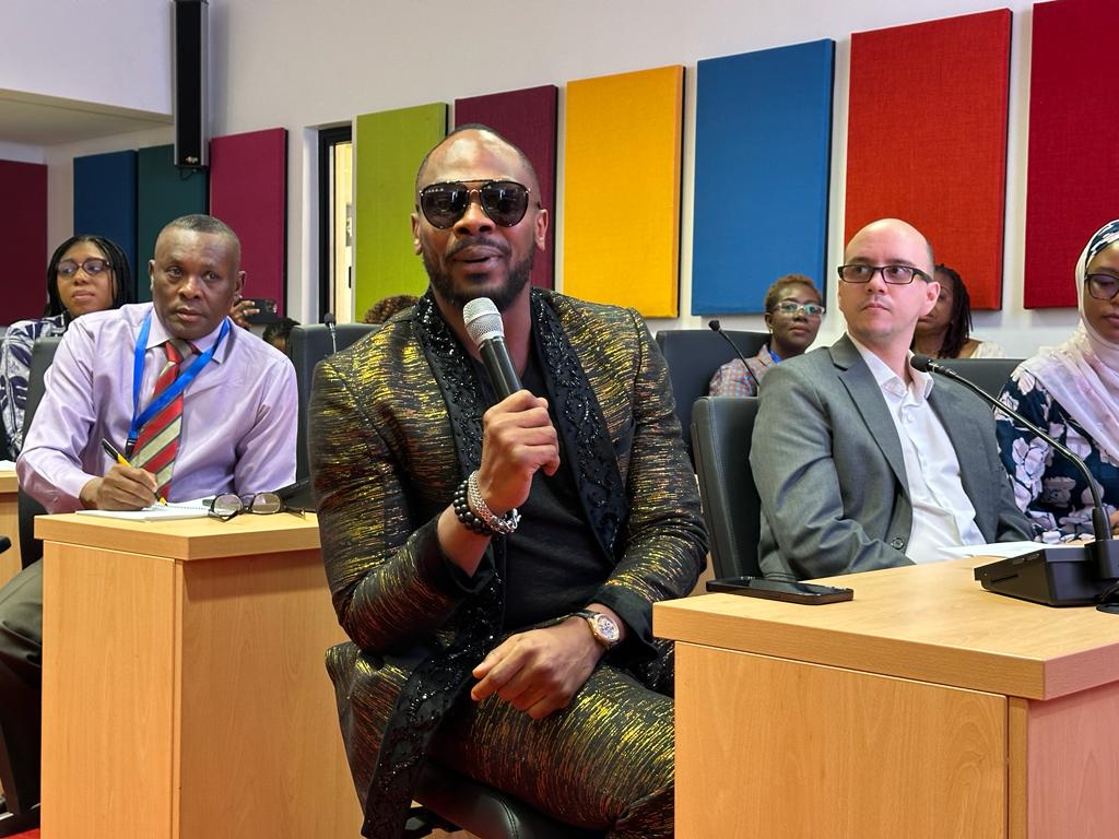 fred_nigeria's tweet photo. #castintroduction
Cast introduction.
Meet:
Bimbo Akintola @BimboAkin
Daniel Etim Effiong @etimeffiong_
Toni Tones @iamTONITONES
Pere Egbi @PereEgbi
#DeafeningSilence #SpotlightNG #SpotlightEndViolence #EUinNigeria #uninnigeria #undpnigeria #frednigeria https://t.co/E54X8jT09l