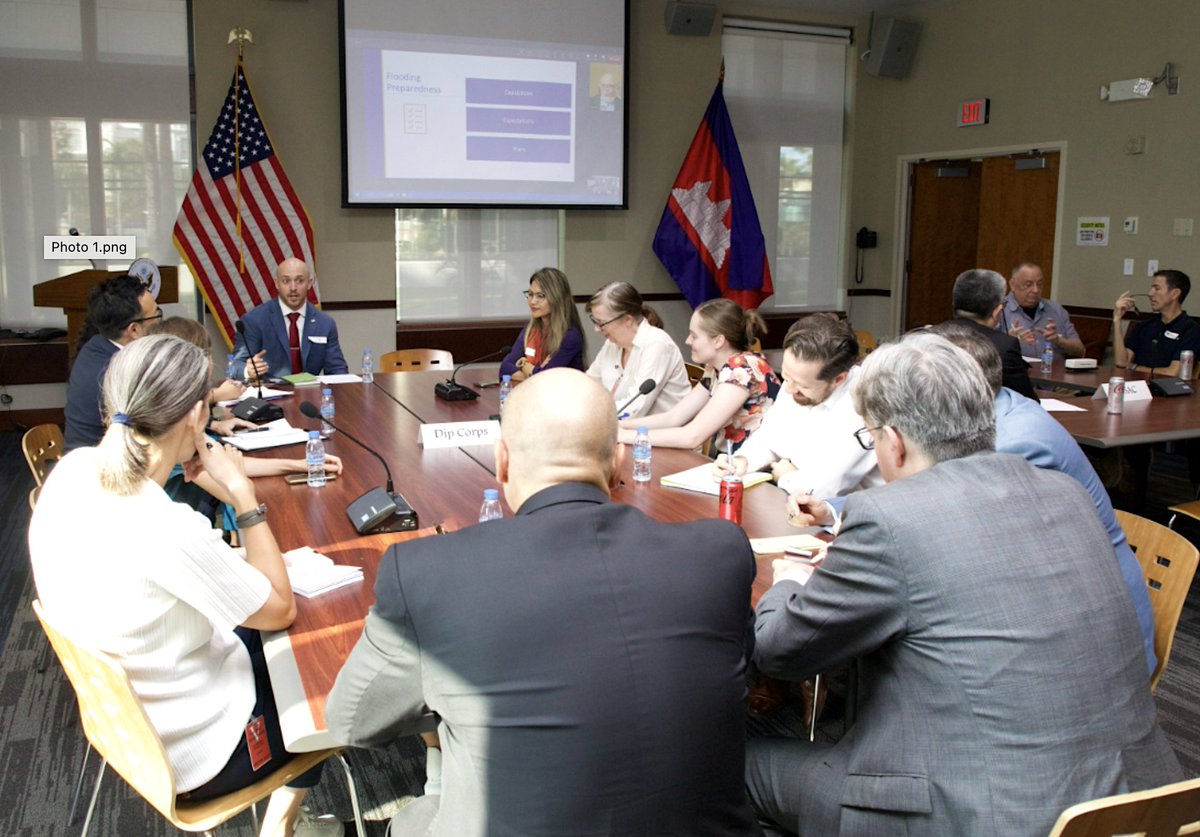 OSACstate's tweet image. Running regular #CrisisManagement drills is essential to keeping organizations and their employees safe. Kudos to OSAC Cambodia members who joined w RSO Phnom Penh &amp;amp; diplomatic corp to prepare for natural disasters potentially affecting the region.

#OSACcambodia #OSACparc