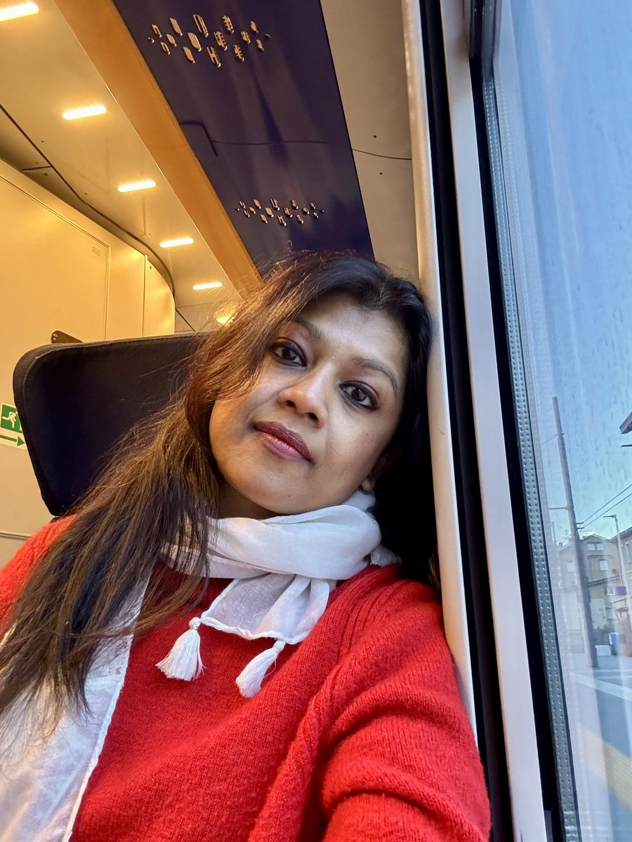 Good morning world 🌎 #Tuesday #MorningGlow #Train #Italy