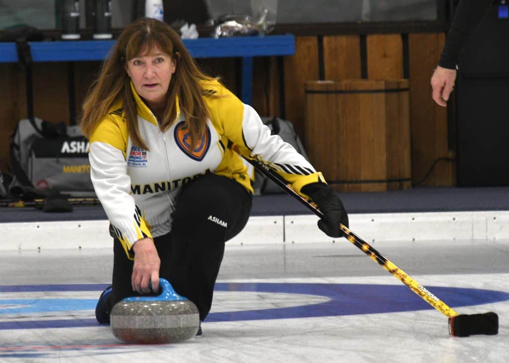 It's @curlmanitoba skip Joelle Brown's first time donning a provincial jacket at a national championship, but that didn't stop her and her team from rolling to a 6-5 victory over P.E.I. Our daily round up ➡️ curling.ca/blog/2023/12/0… 📷: Wayne Embe #CSCC2023