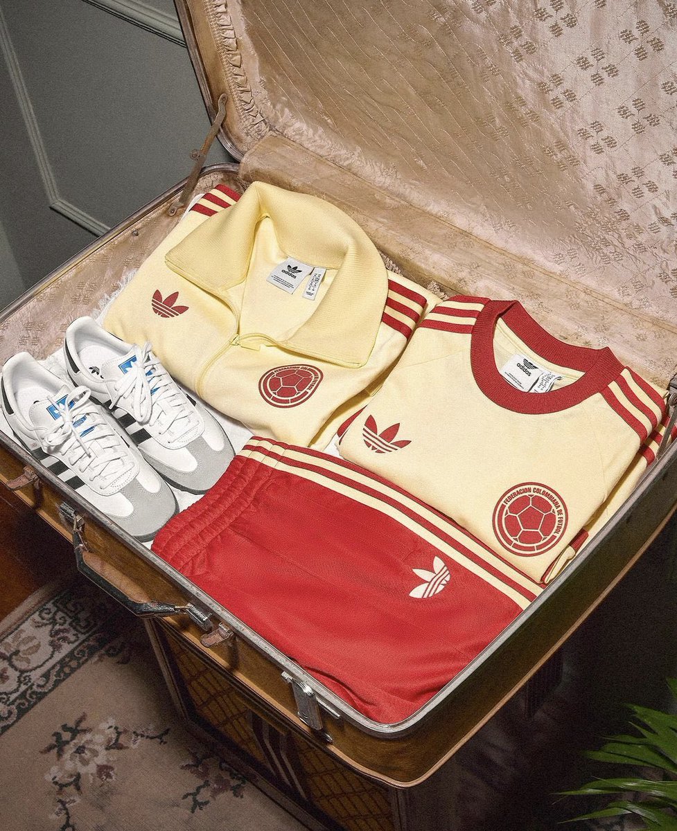 ParcerosUnited's tweet photo. The new, retro Selección Colombia collection is 🔥😮‍💨 https://t.co/IcP5PnqA5t