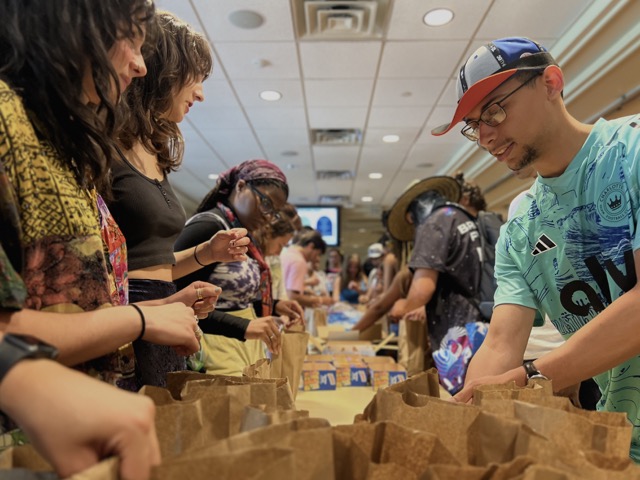 WFU Residence Life and Housing tweet media