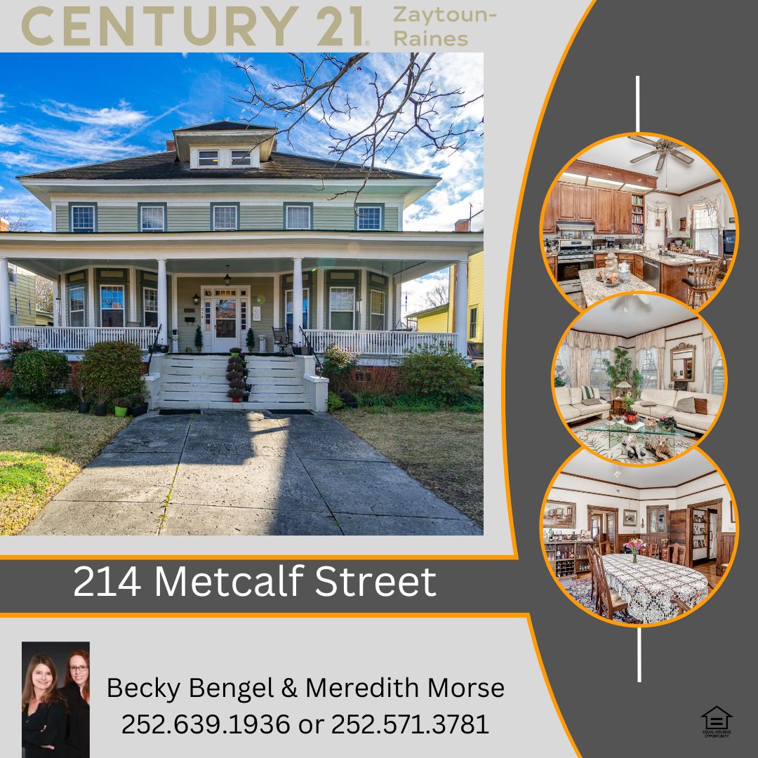 This home can be at the top of your Christmas list this year!  Call us at 252.633.3069 for information!
#homeforsale #luxuryhome #downtownnewbern #historichome #newbernrealestate #newbernrealtors #C21ZR