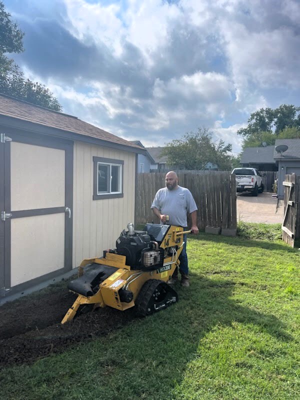 copperplumb's tweet image. Installing a new gas line? Ensure safety with professional planning, precise digging, quality piping, and thorough testing. Trust Copperfield Plumbing Services for reliable installation. Call us at 512-677-6776. #GasLineSafety #HomeImprovement