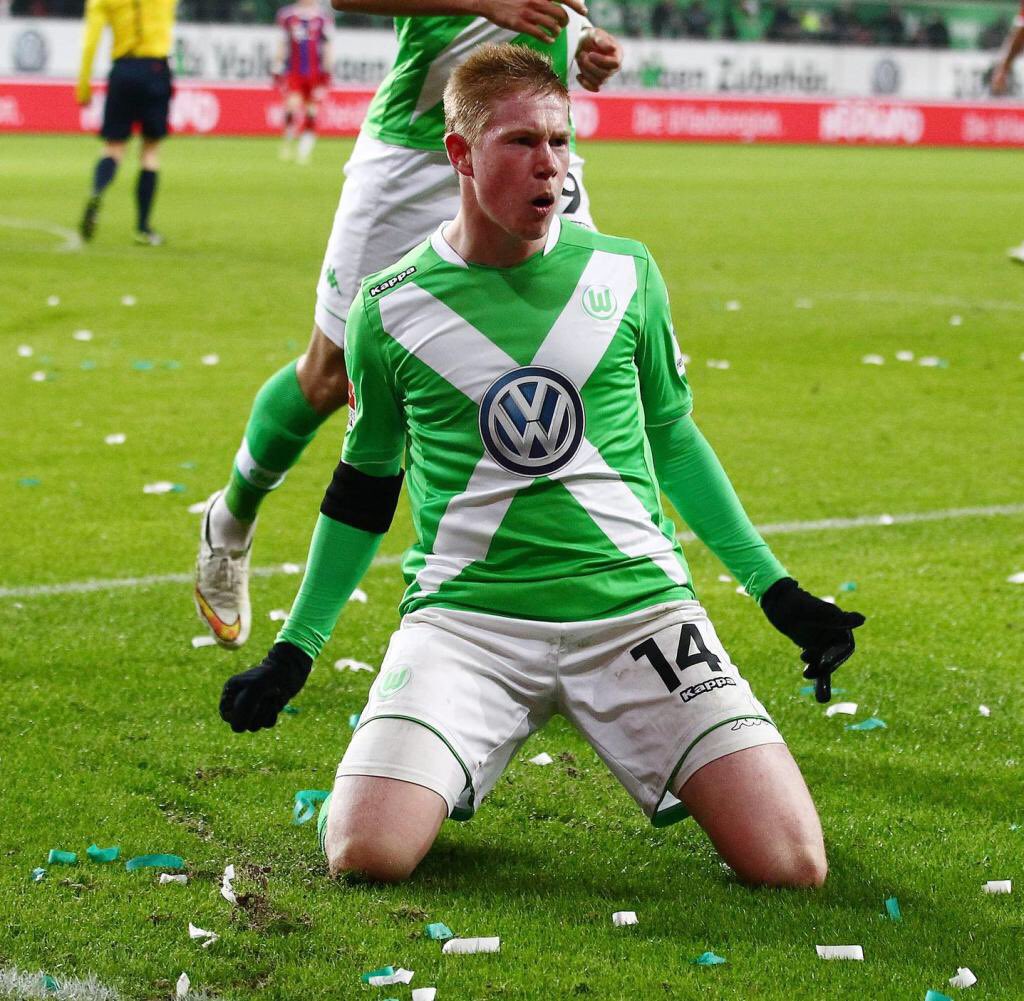 Kevin De Bruyne @ Wolfsburg 14/15 Bundesliga: 10 Goals 21 Assists