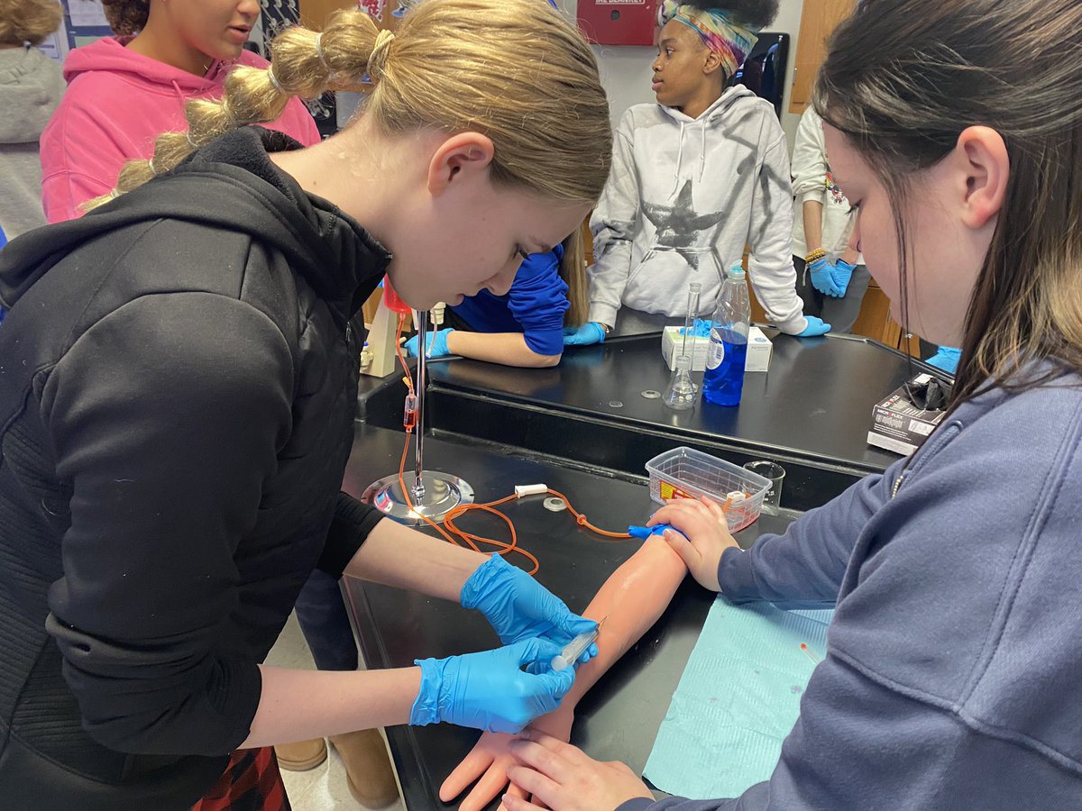 Tway_Science's tweet photo. An exciting day in Biomedical Science! PBS students met with 2 nurses and learned how to safely draw blood from patients. Just one of many things we’ve been up to this year. #pltw #limitlesslearning https://t.co/UvQR0KILT6