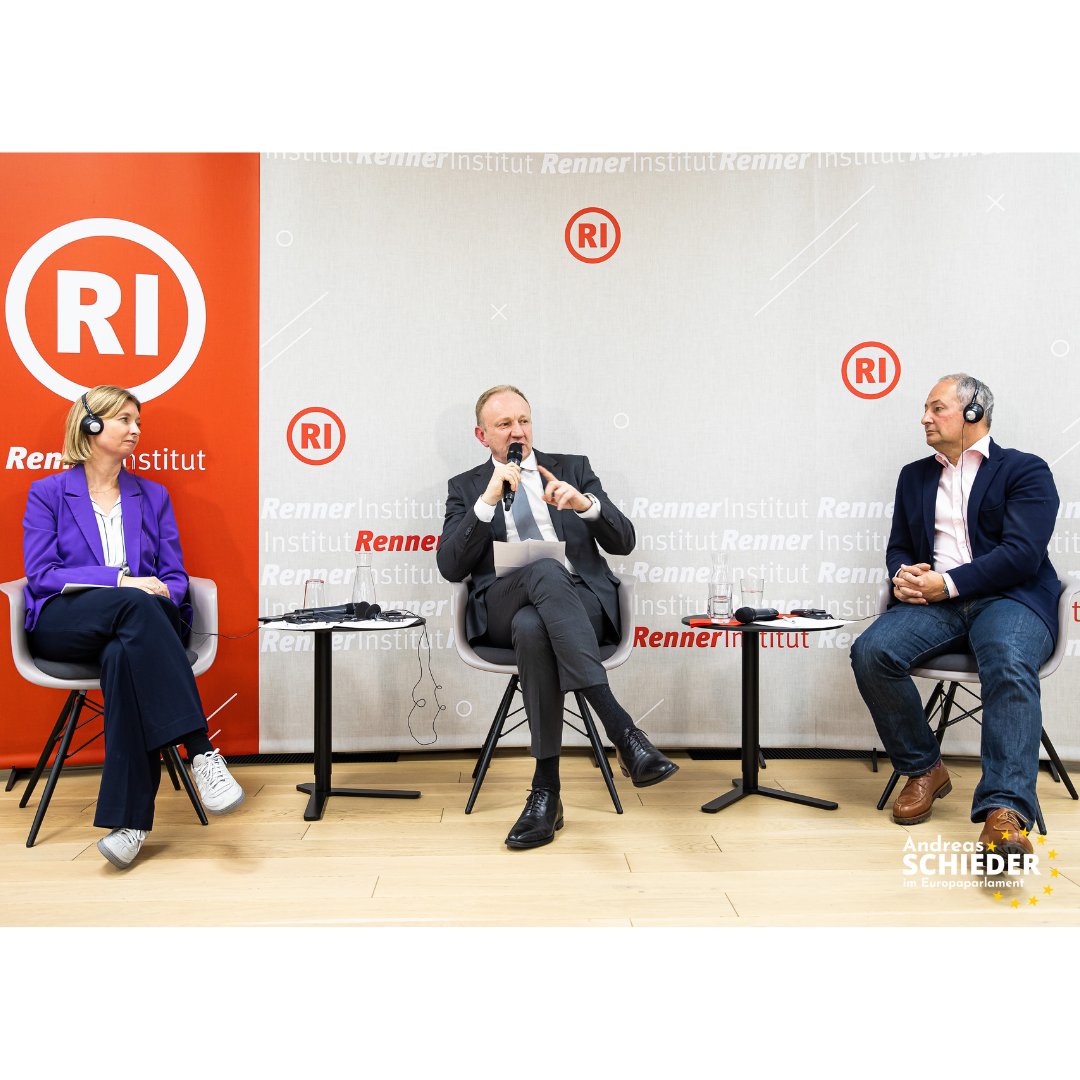 Ich habe beim Renner Institut über die bevorstehenden Wahlen in Serbien gesprochen. Die Diskussion mit @DraganDjilas, dem Vorsitzenden der Freiheitspartei der Opposition und der Direktorin des Karl-Renner-Instituts @Mariamaltschnig, betonte die Bedeutung einer stabilen…