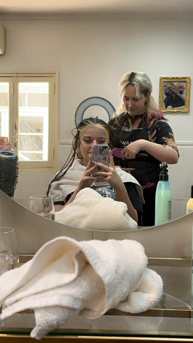 Ando haci&eacute;ndome el pelo 👀 https://t.co/BThTrjZZGK<a href="/tag/valorantlcq"class="tags"><span>#valorantlcq</span></a>