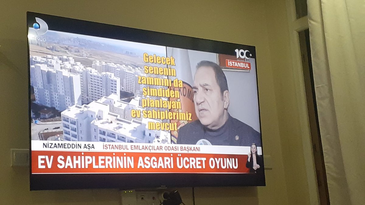 kiradern's tweet photo. Sayın @RTErdogan biz halk olarak baş edemiyoruz artık yasa istiyoruz yasa hani demistiniz ya ümüğünü sıkacağiz diye yetmedi mi dar gelir vatandaşın ümüğü sıkılması kiracılar zorda kiracılar barinamiyor kiracılar geçinemiyor https://t.co/AZt4wsL6Rb