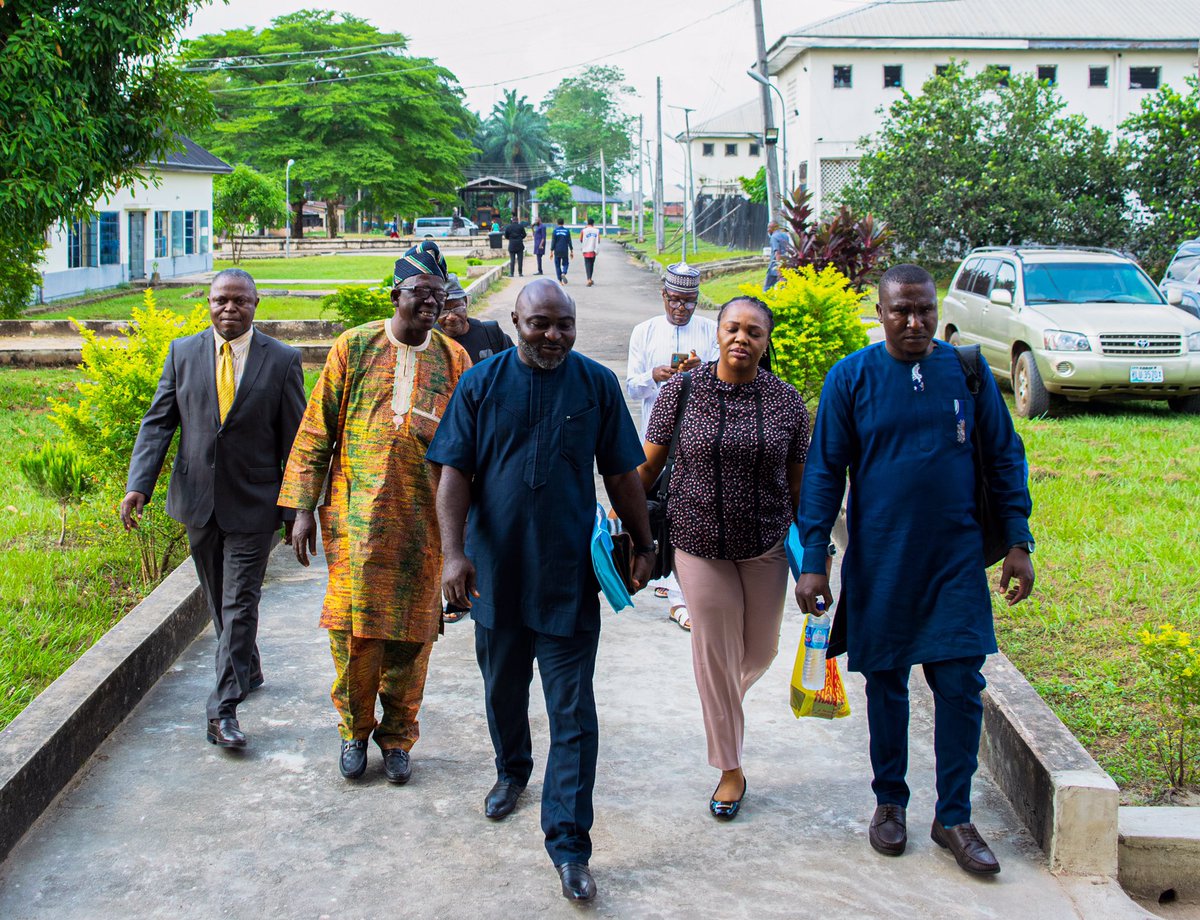 ClaretianU's tweet photo. The National Universities Commission (NUC) Accreditation team visits Claretian University.
See details at https://t.co/YEJBN1uGYP
#cuncmf #claretianuniversity https://t.co/DkqnkuwOch